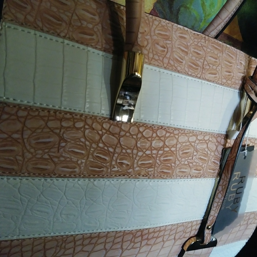 White Pink 🆕Stripped Handbag